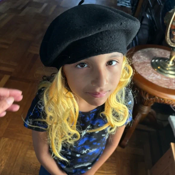 Vintage French Beret Wool Hat with Attached Wig - Picture 8 of 8